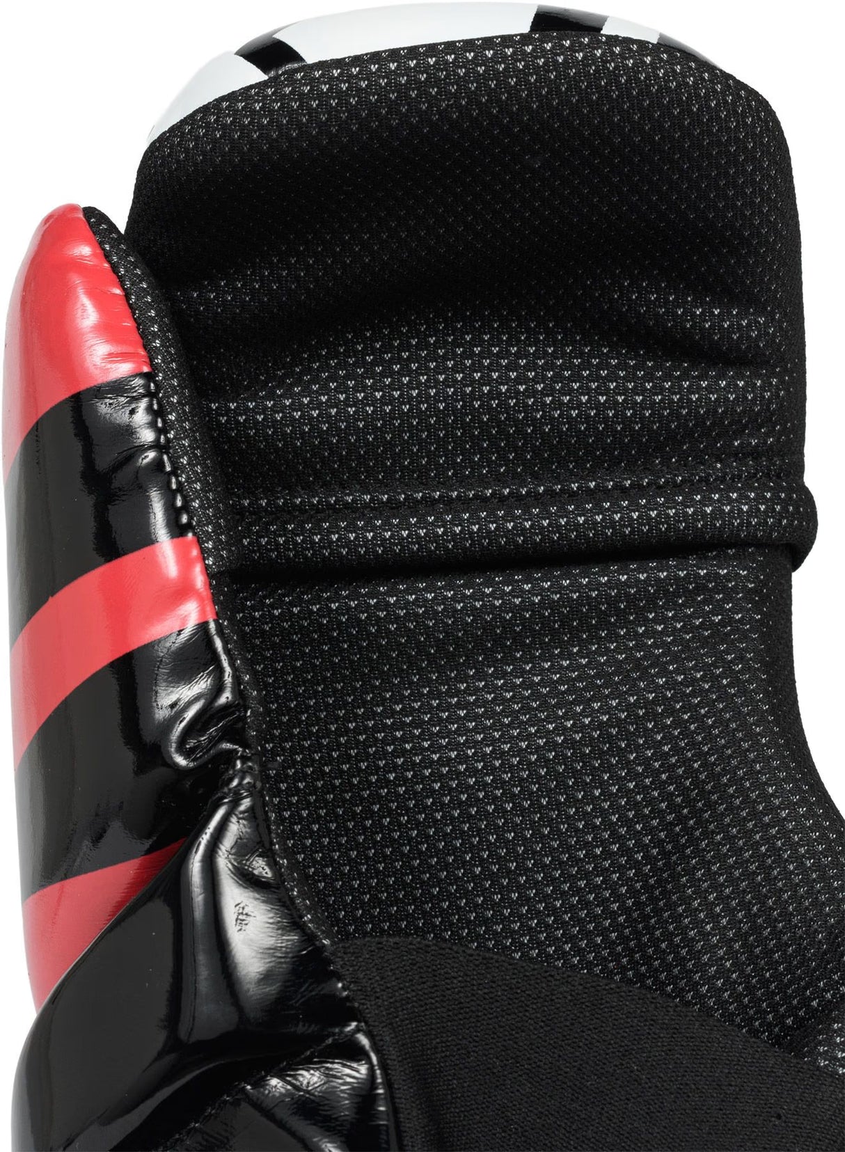 Guantes abiertos Prism Pointfighter TOP TEN en color rosa brillante y blanco