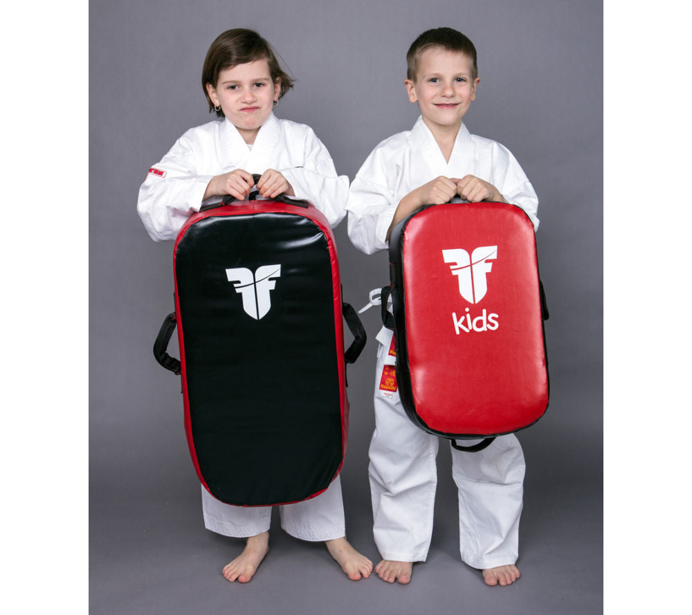 Escudo de protección para niños Fighter Multi-Grip, rojo/negro, FKVB0002